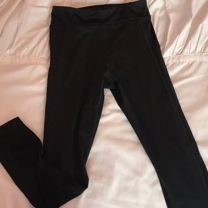 Never been worn Fabletics leggings!!!